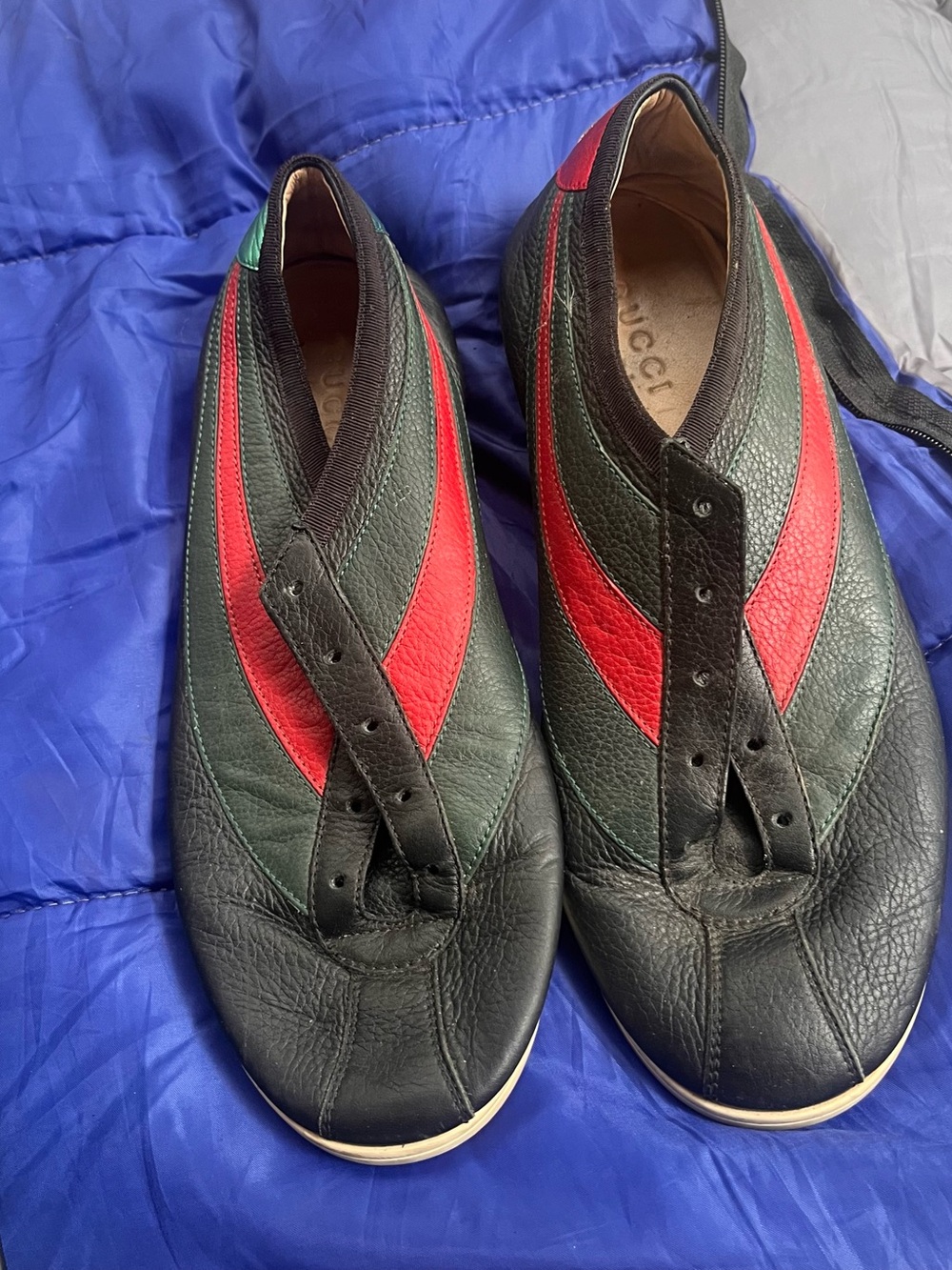 Gucci Black Leather Men’s Sneakers with Red & Green Stripe